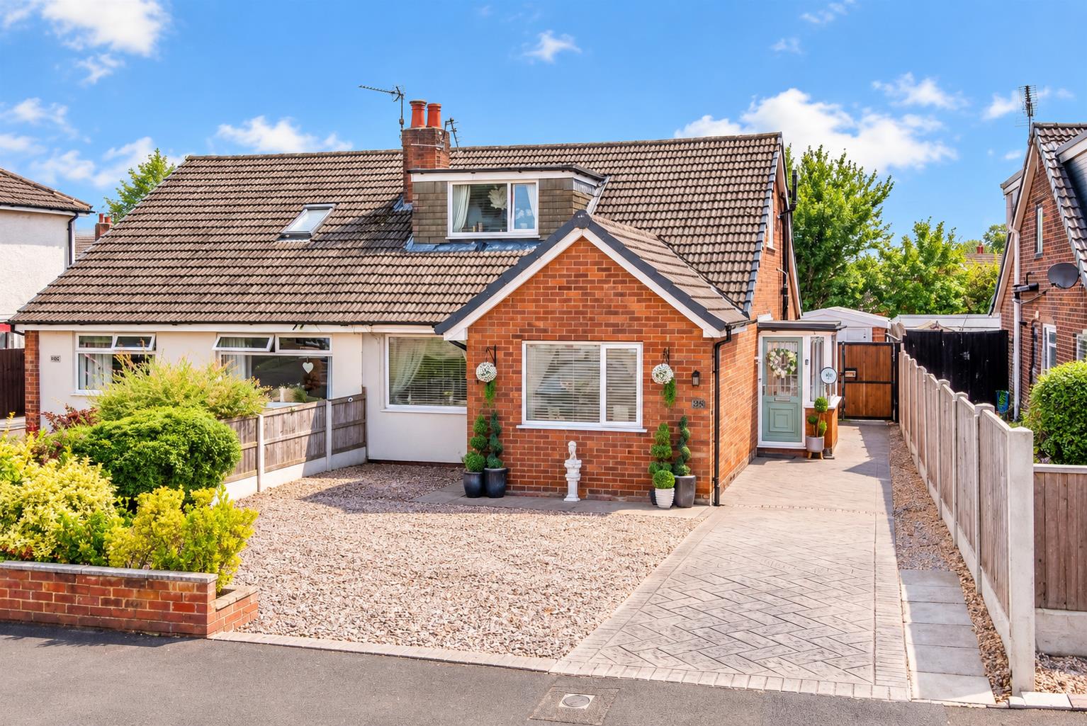 4 bed property in Lever House Lane, Leyland